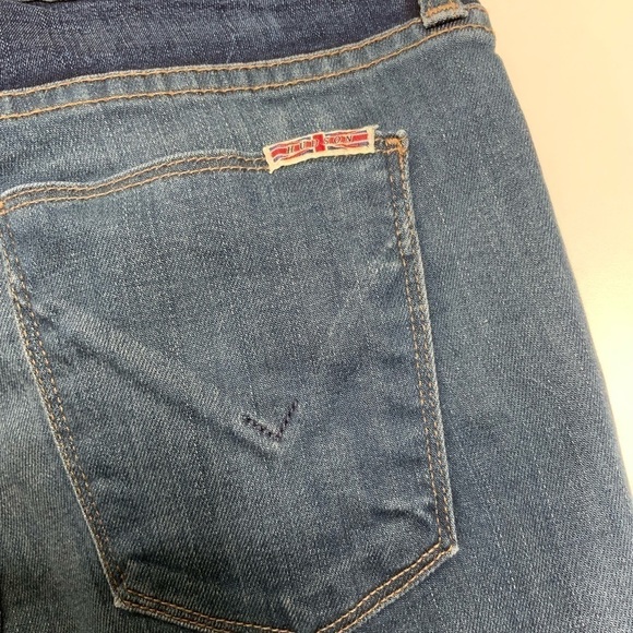 HUDSON Newton Patchwork Super Skinny. Size 26. - Picture 4 of 7